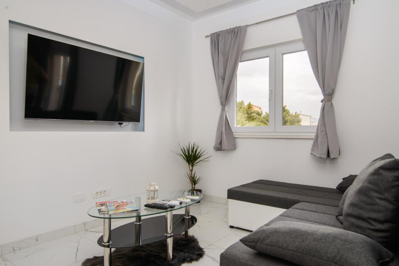Apartments Pelja Τρογκίρ Εξωτερικό φωτογραφία