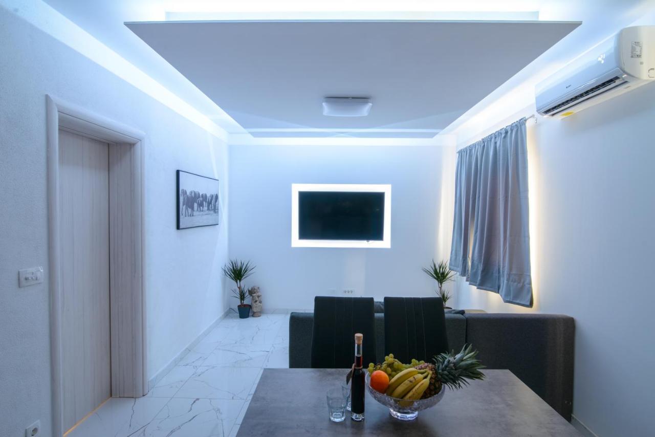 Apartments Pelja Τρογκίρ Εξωτερικό φωτογραφία