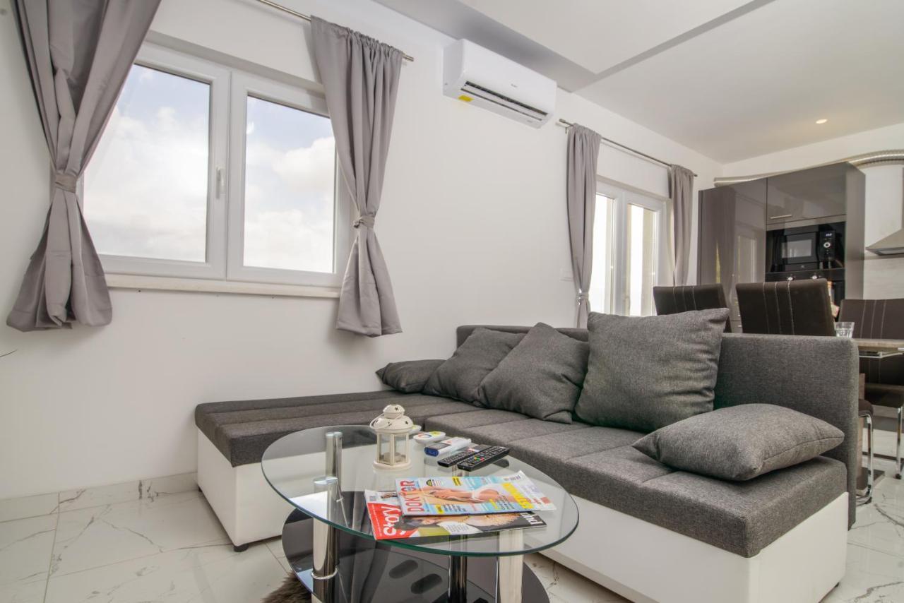 Apartments Pelja Τρογκίρ Εξωτερικό φωτογραφία