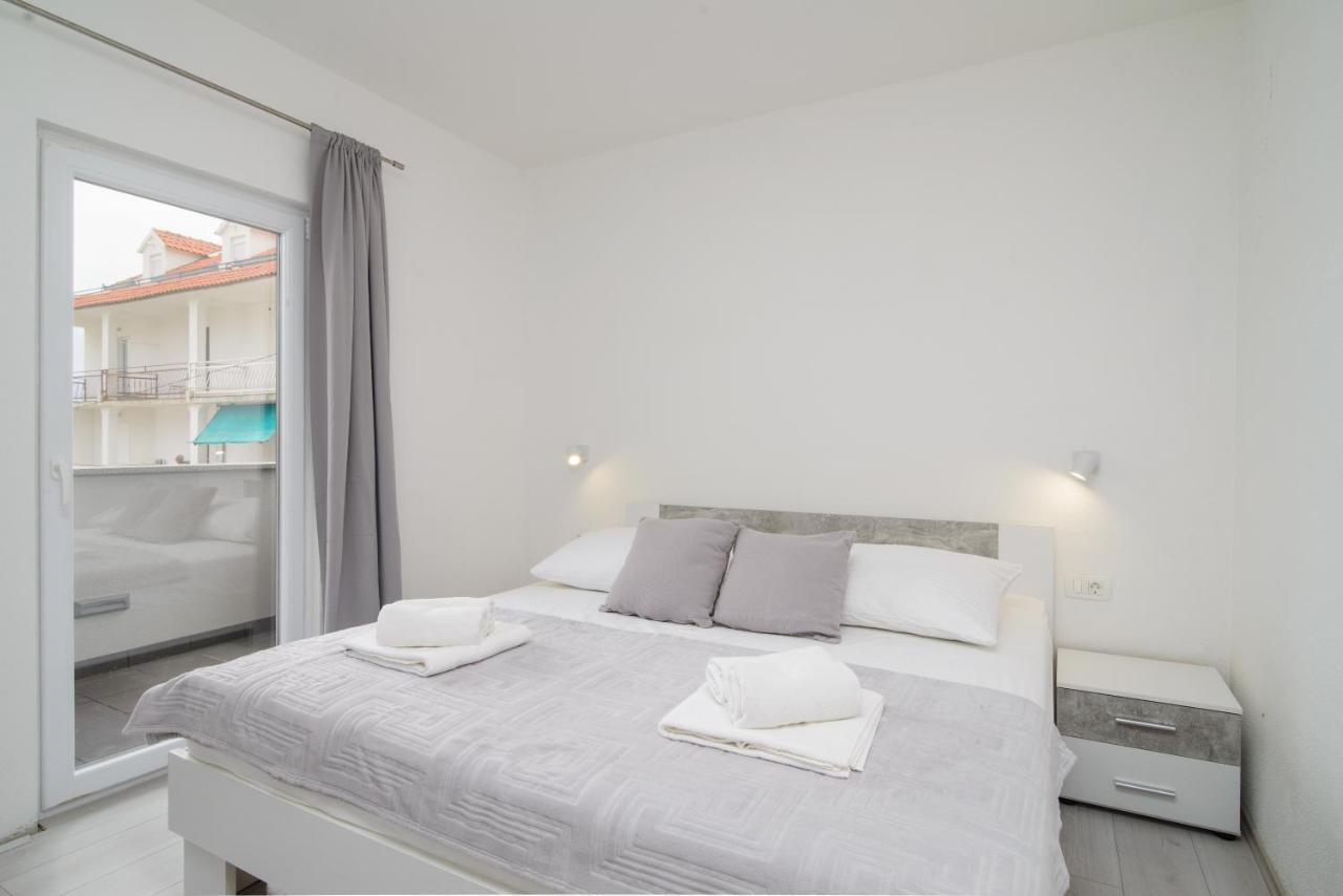 Apartments Pelja Τρογκίρ Εξωτερικό φωτογραφία