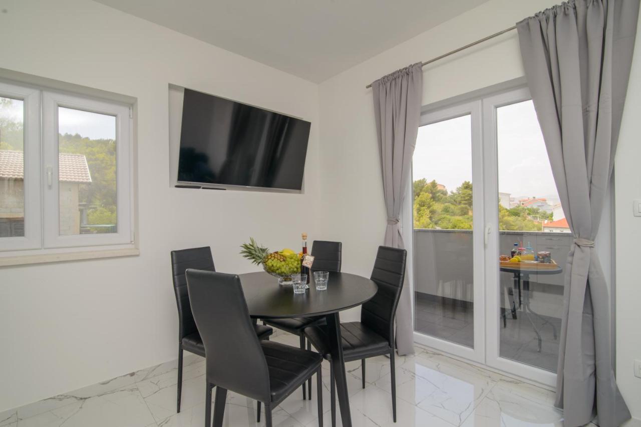 Apartments Pelja Τρογκίρ Εξωτερικό φωτογραφία