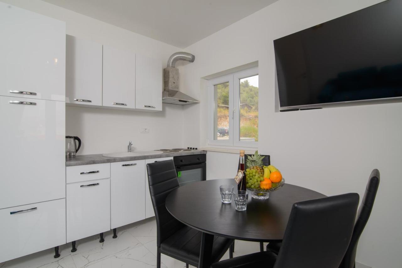 Apartments Pelja Τρογκίρ Εξωτερικό φωτογραφία