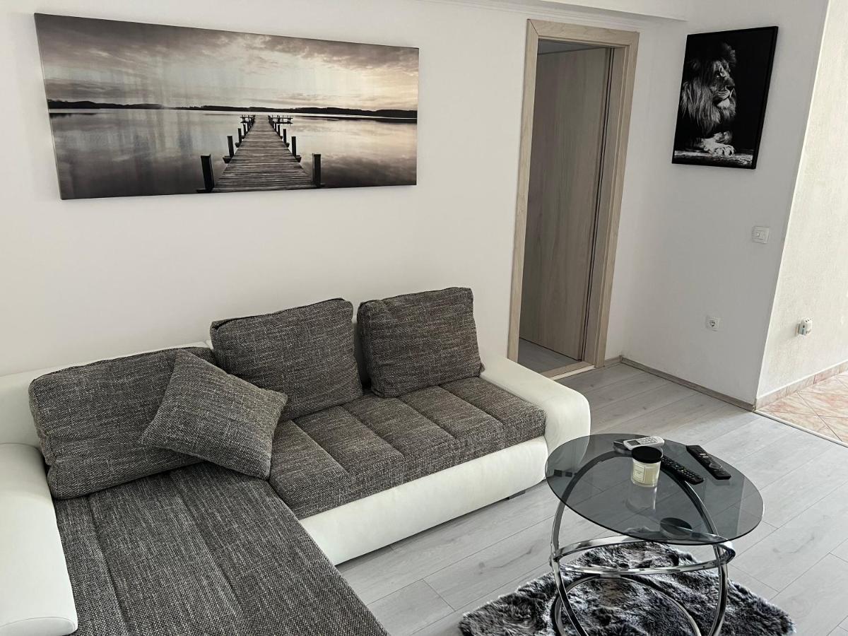 Apartments Pelja Τρογκίρ Εξωτερικό φωτογραφία